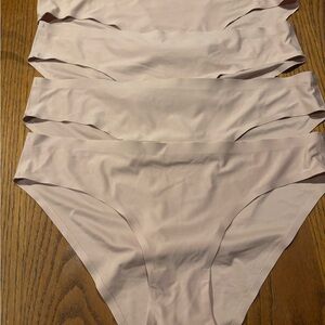 Amazon Women's Seamless Hipster Panties in Light Mauve (Set of 3)